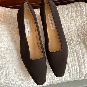 Liz Claiborne NWOT dark brown microfiber heels 9.5